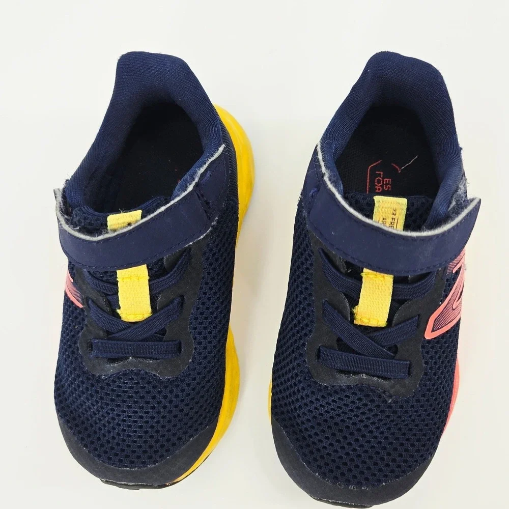 New Balance‎ Arishi v4 Kids Fresh Foam Navy Red Yellow Sneakers Size 6C